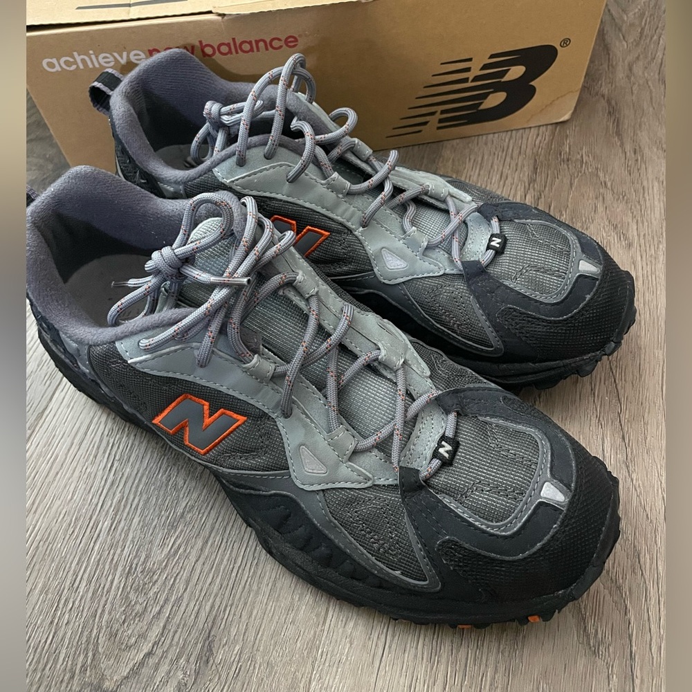 New Balance 703 Sneakers Hiking Shoes Trail Grey Black Size 10 Mens 11.5 Womens
